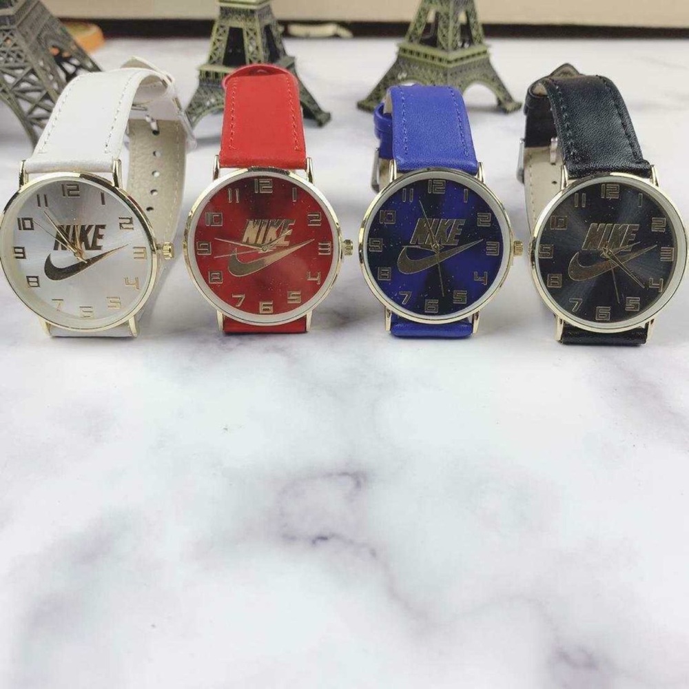 Small Analog Wristwatch